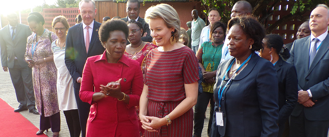 Rainha da Bélgica foi calorosamente recebida em Gaza e 